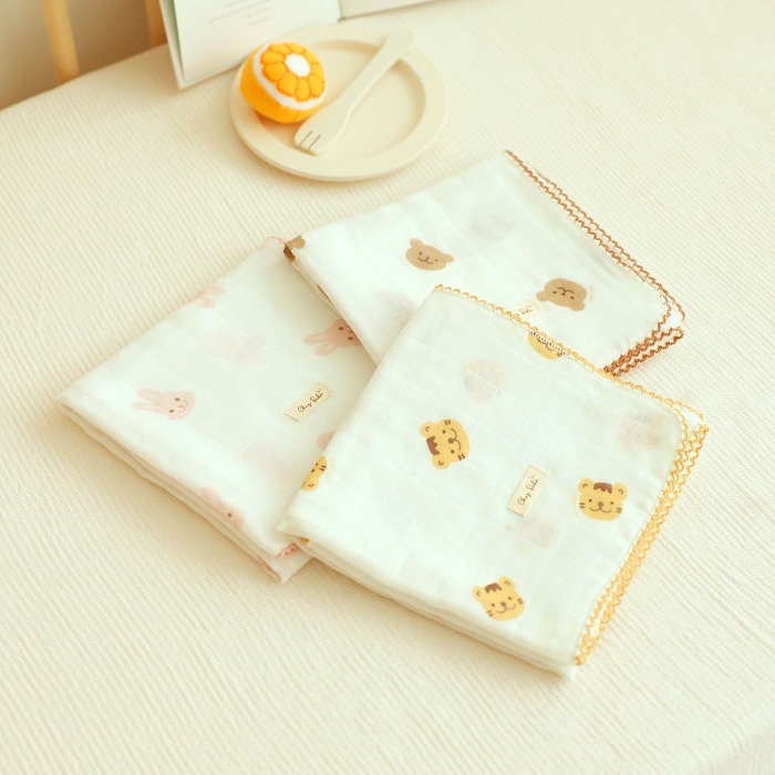 [Chebebebe] Plus Size Pin Coat Multipurpose Handkerchief 50x50 (select design)